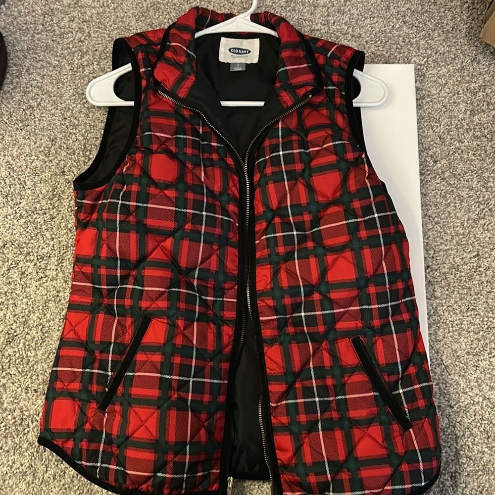 Old Navy full zip buffalo plaid vest